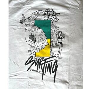 Surfing Maldives Parrot Sea Turtle Graphic T-Shirt Short Sleeve Unisex Large